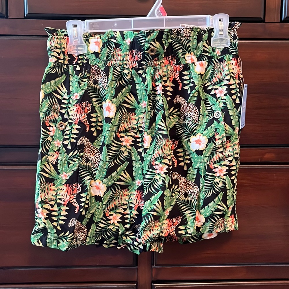 Nwt high waisted shirts size medium